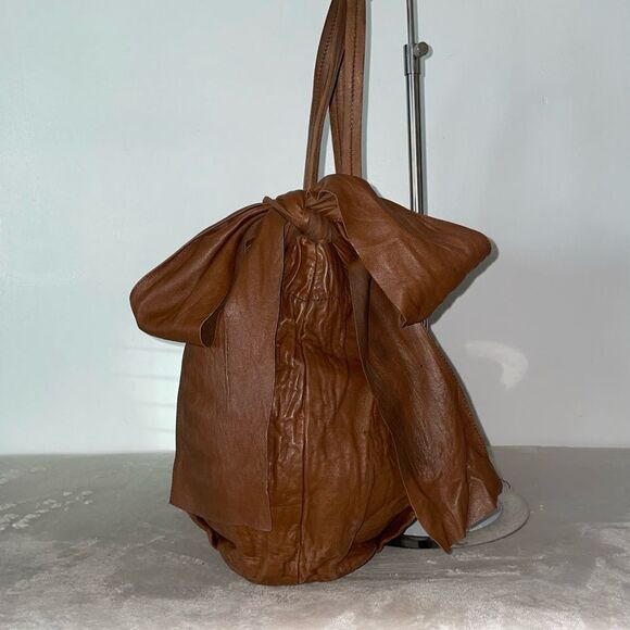 AUTHENTIC PRADA LAMBSKIN HOBO BAG CAMEL MEDIUM - Picture 3 of 15